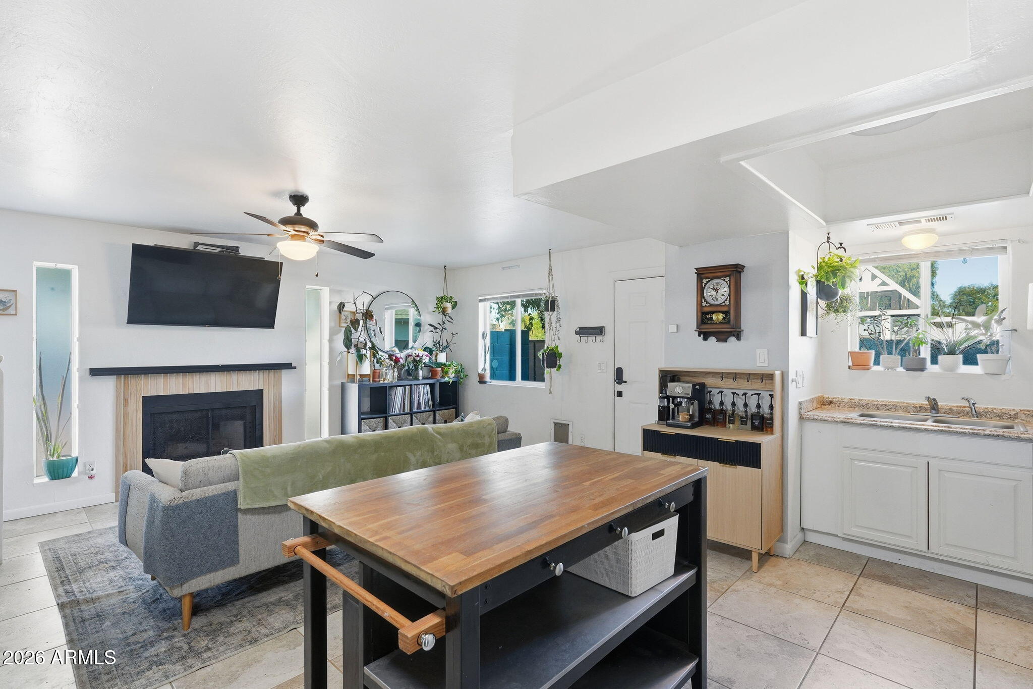 4142 North 11th Street, Unit 8 Phoenix, AZ 85014 - Photo 6 of 23 010_ListerPros