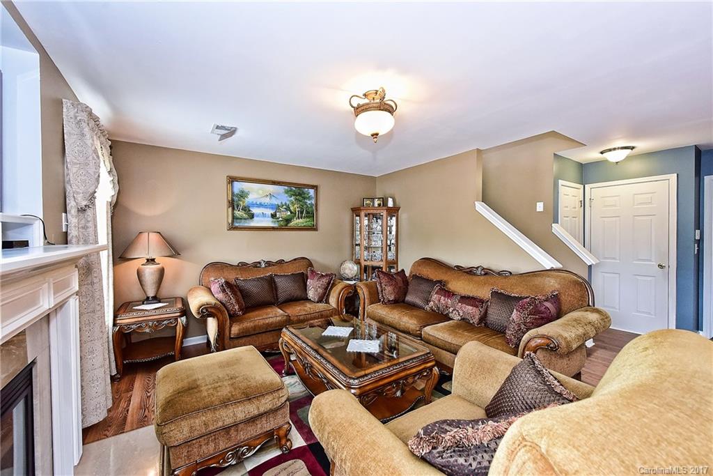 3755 Brookchase Lane Charlotte, NC 28205 - Photo 11 of 24