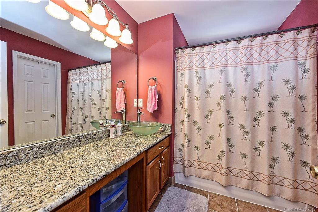 3755 Brookchase Lane Charlotte, NC 28205 - Photo 15 of 24