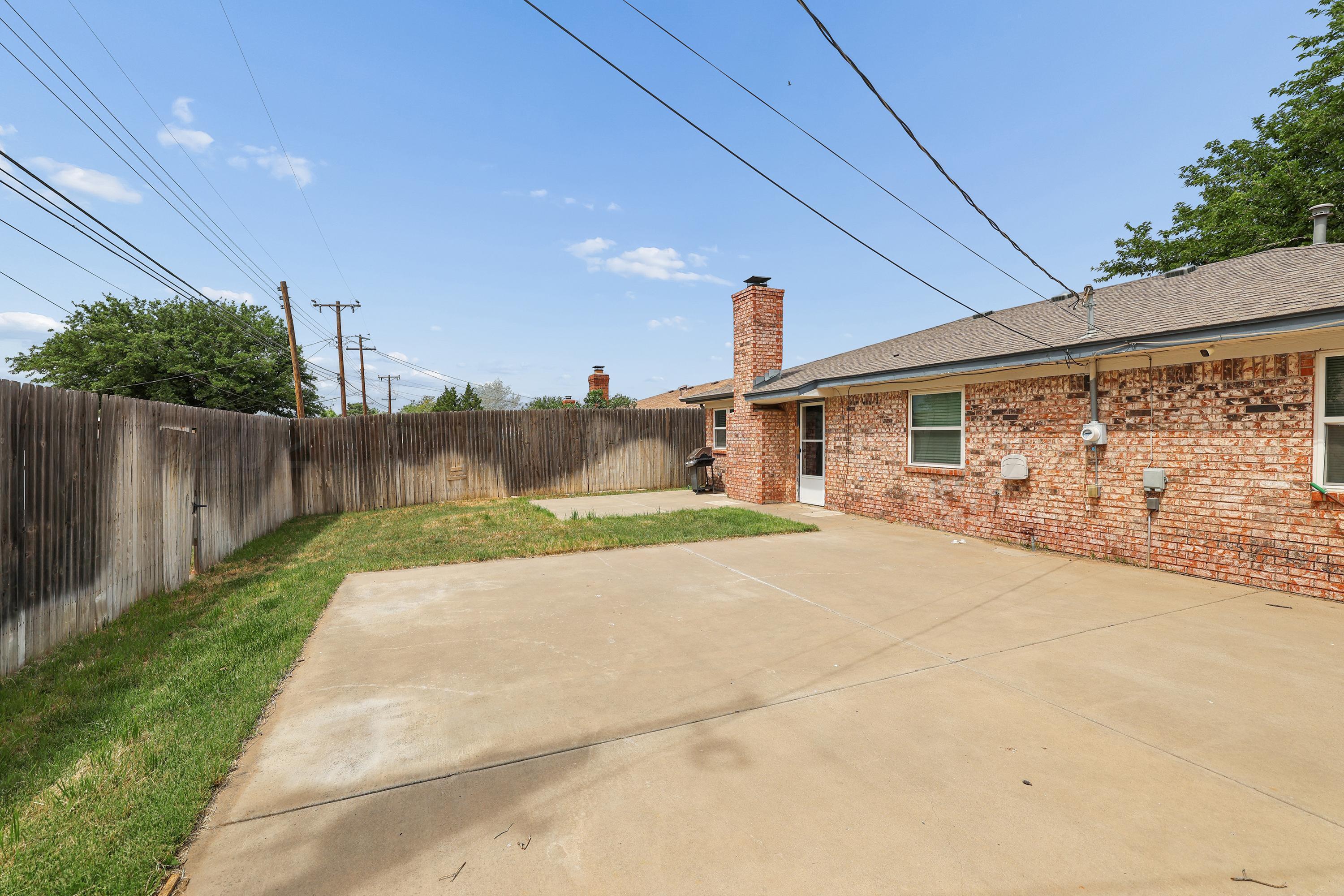 5316 Capulin Lane Amarillo, TX 79110 - Photo 24 of 25 24-Back Yard