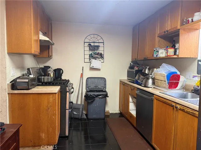 $599,000 | 447 East Adair Street, Long Beach, CA 90805