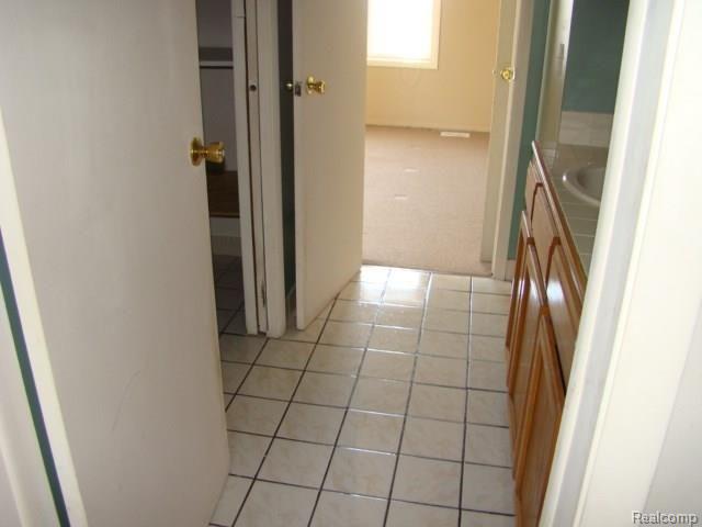 3151 Harrison Avenue Rochester, MI 48307 - Photo 3 of 28 DSC06761.jpg