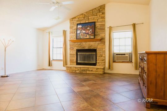 1129 West Tamarisk Avenue Ridgecrest, CA 93555 - Photo 16 of 35 Gallery Image 16