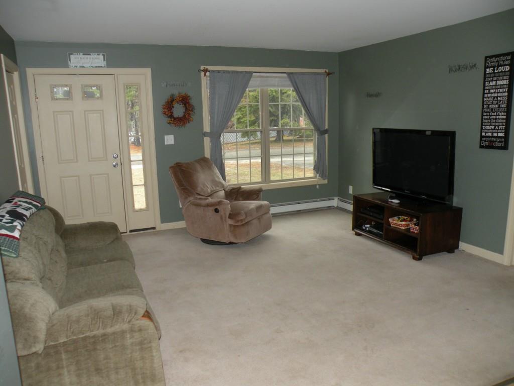 367 Stevens Mill Road Auburn, ME 04210 - Photo 9 of 20 Living Room