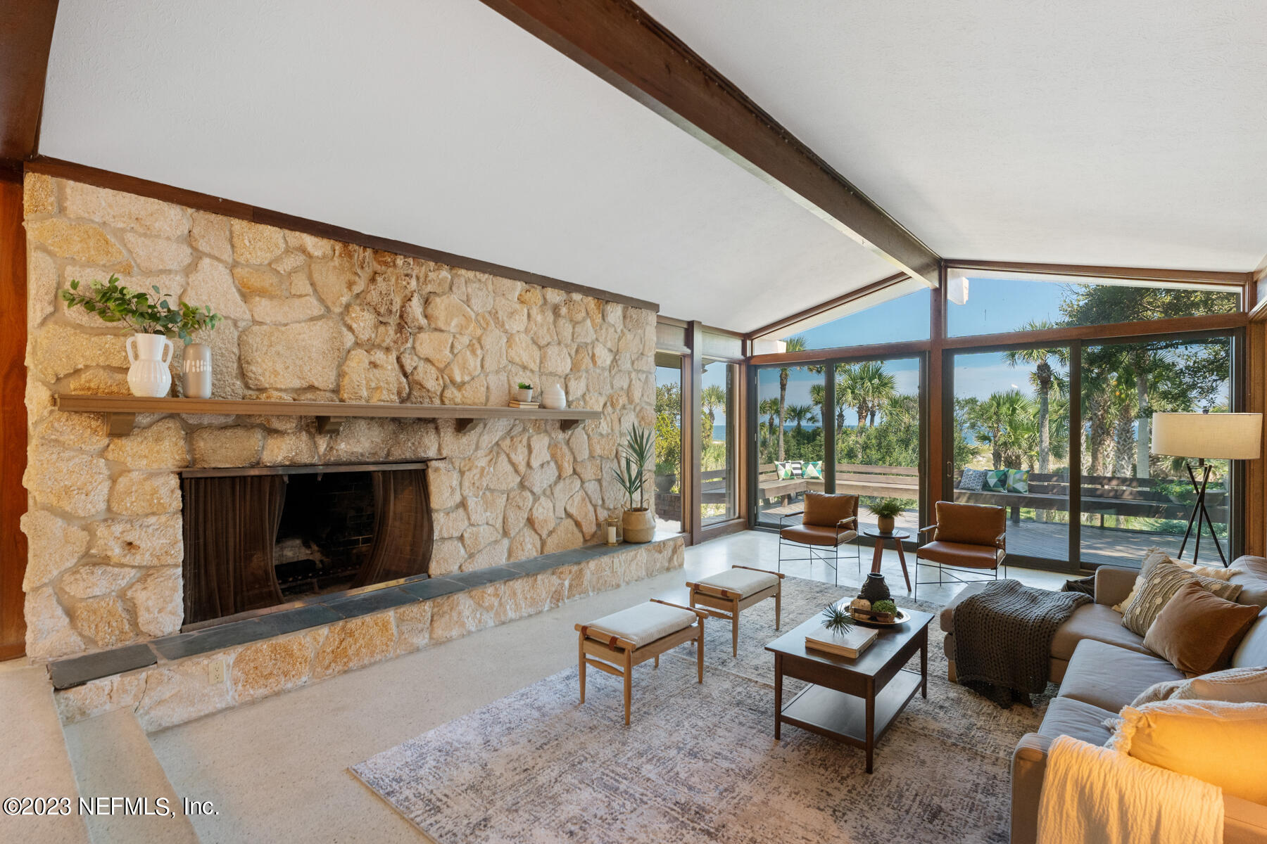 2359 Seminole Road Atlantic Beach, FL 32233 - Photo 11 of 31 Great Room