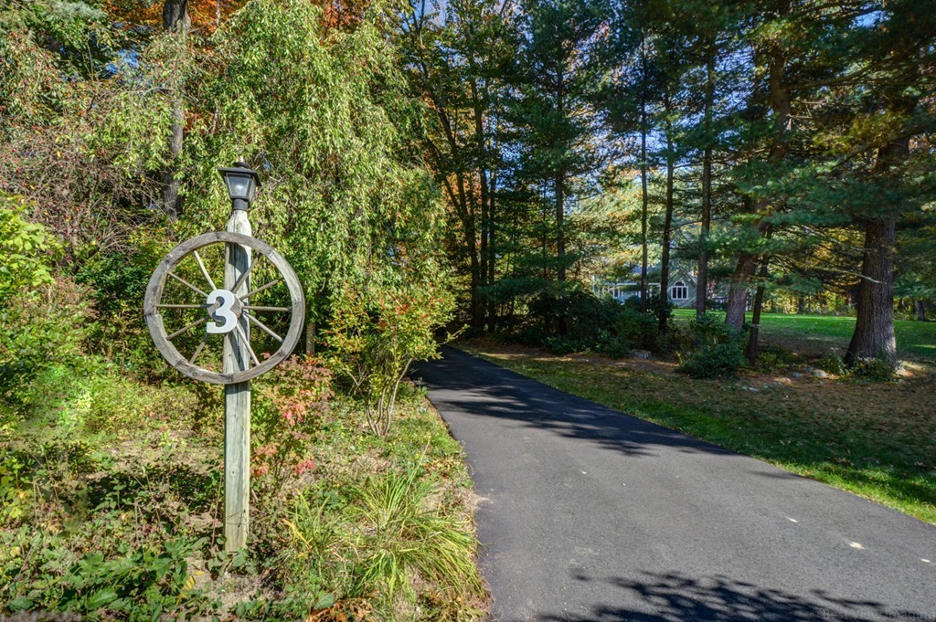 3 Heron View Road Acton, MA 01720 - Photo 2 of 30 Gallery Image 2