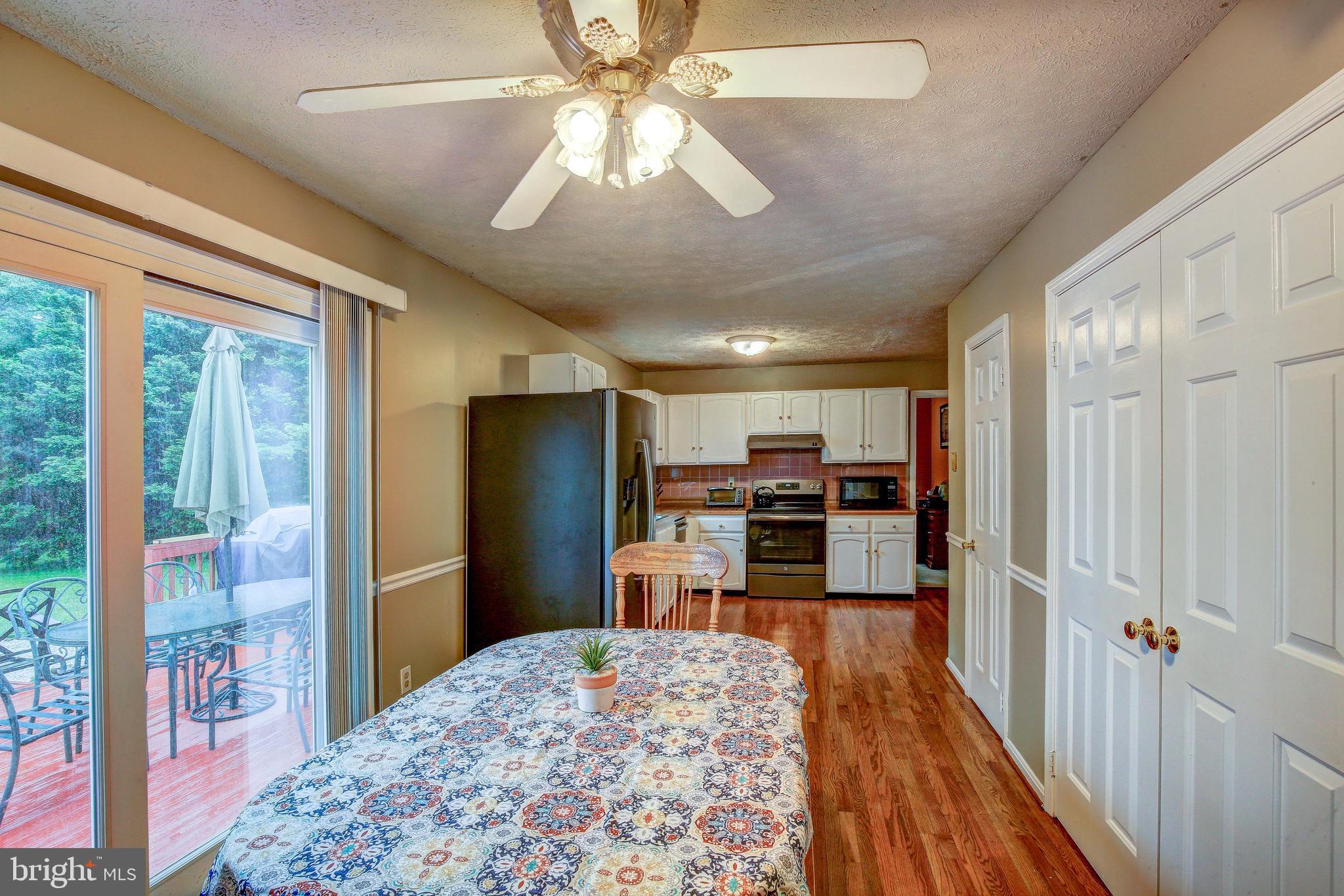 9865 Howes Road Dunkirk, MD 20754 - Photo 11 of 50 Kitchen