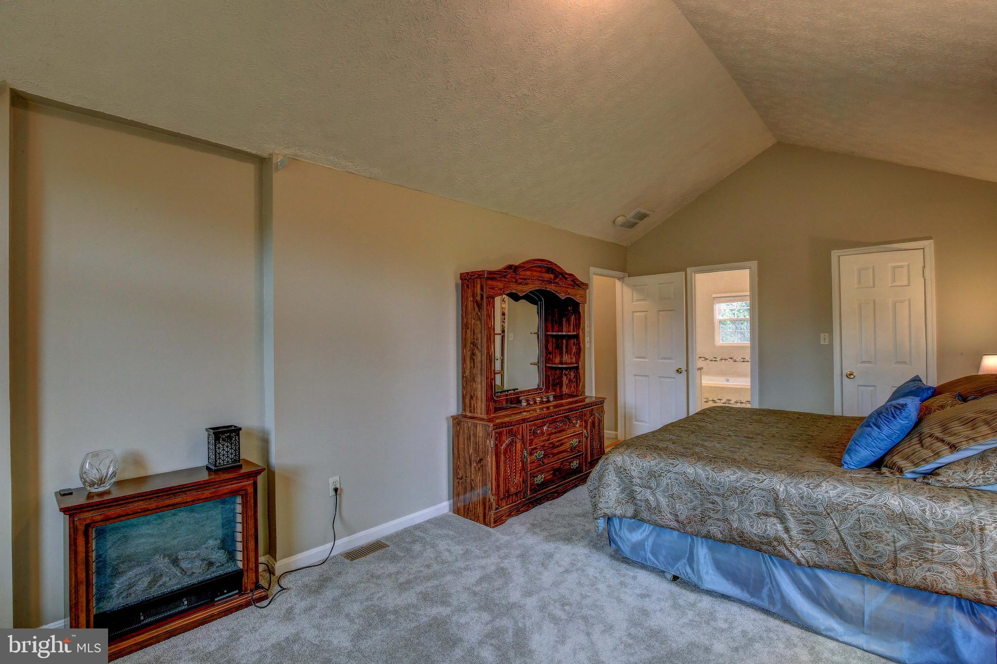 9865 Howes Road Dunkirk, MD 20754 - Photo 33 of 50 Master Bedroom