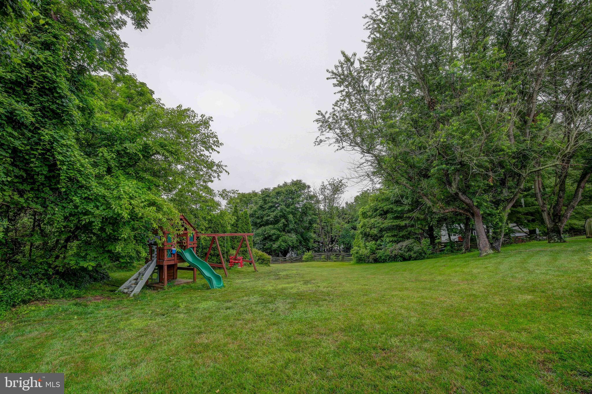 9865 Howes Road Dunkirk, MD 20754 - Photo 46 of 50 Backyard