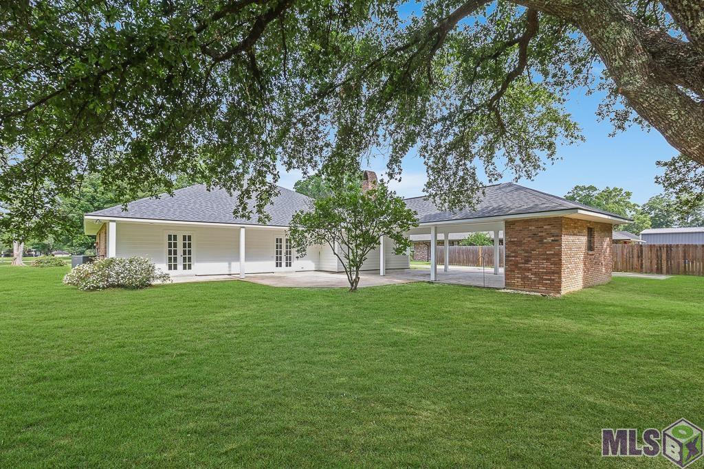 6720 Stoneshire Drive Baton Rouge, LA 70818 - Photo 15 of 46