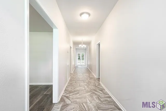 $339,900 | 6720 Stoneshire Drive, Baton Rouge, LA 70818