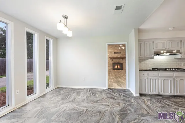 $339,900 | 6720 Stoneshire Drive, Baton Rouge, LA 70818