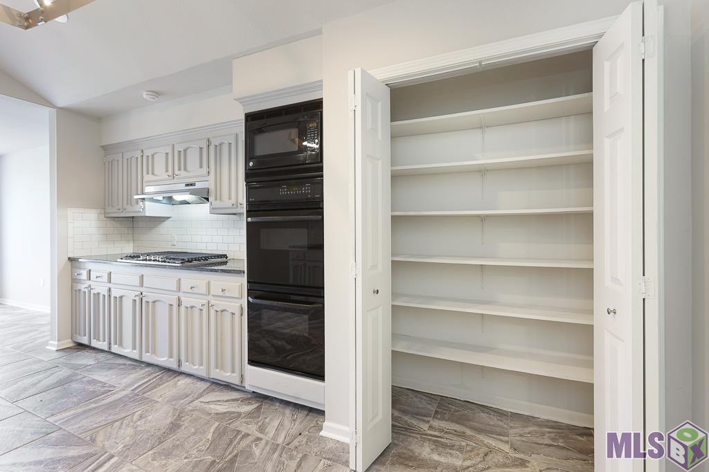 6720 Stoneshire Drive Baton Rouge, LA 70818 - Photo 27 of 46