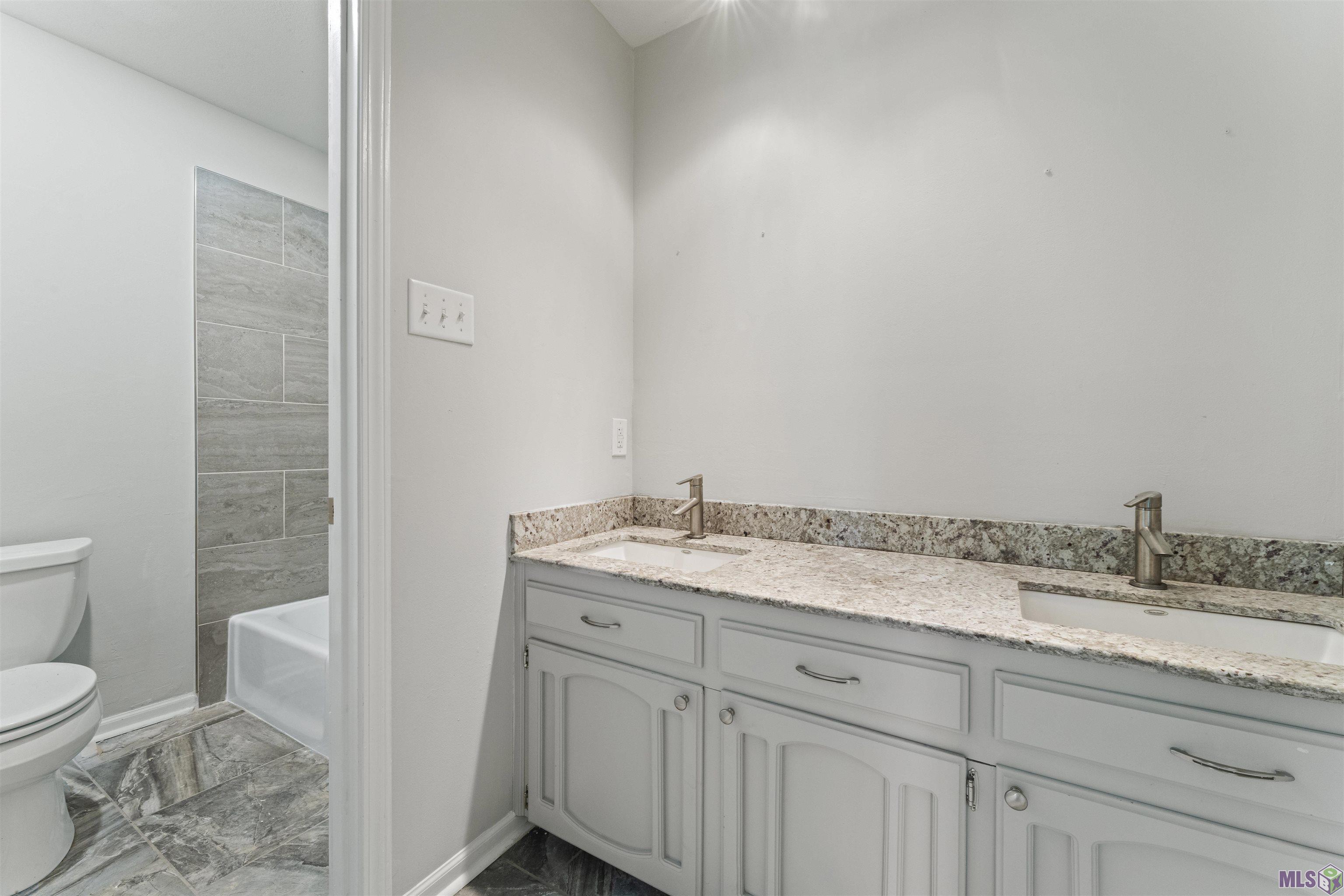 6720 Stoneshire Drive Baton Rouge, LA 70818 - Photo 6 of 46