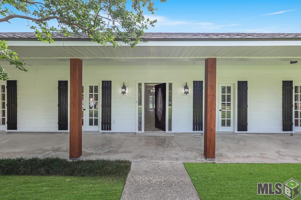 6720 Stoneshire Drive Baton Rouge, LA 70818 - Photo 9 of 46