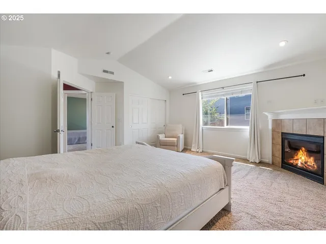 $575,000 | 393 Stellers Eagle Street Northwest, Salem, OR 97304