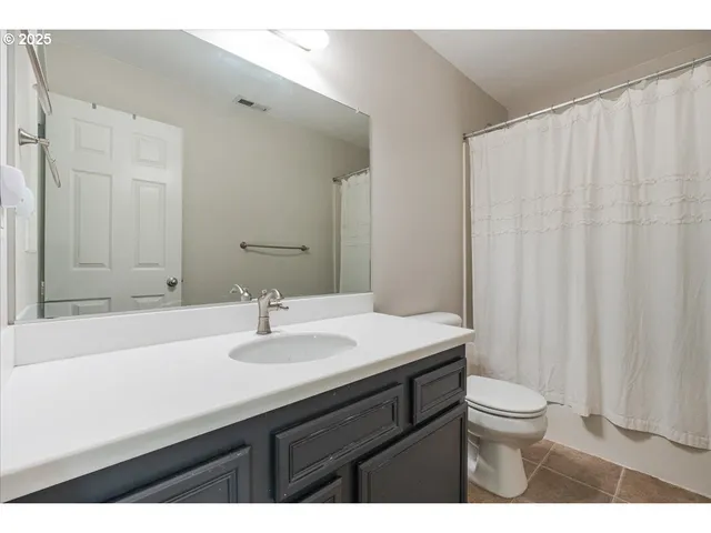 $575,000 | 393 Stellers Eagle Street Northwest, Salem, OR 97304