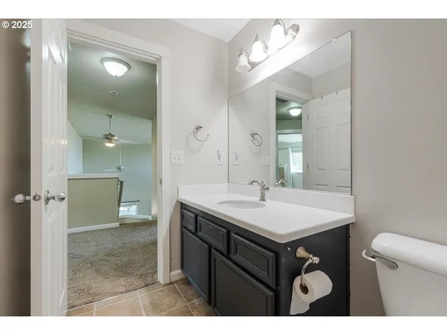 $575,000 | 393 Stellers Eagle Street Northwest, Salem, OR 97304