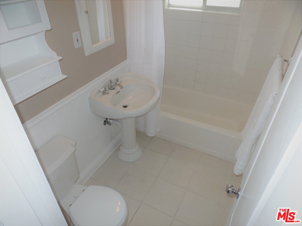 20877 Yucca Loma Road Apple Valley, CA 92307 - Photo 17 of 36