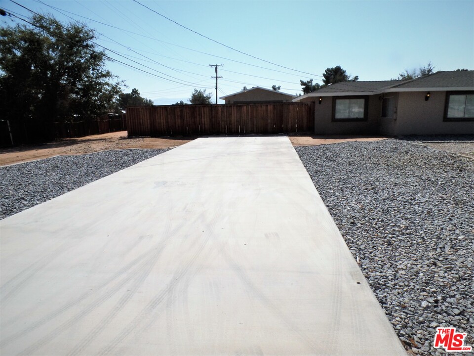 20877 Yucca Loma Road Apple Valley, CA 92307 - Photo 35 of 36