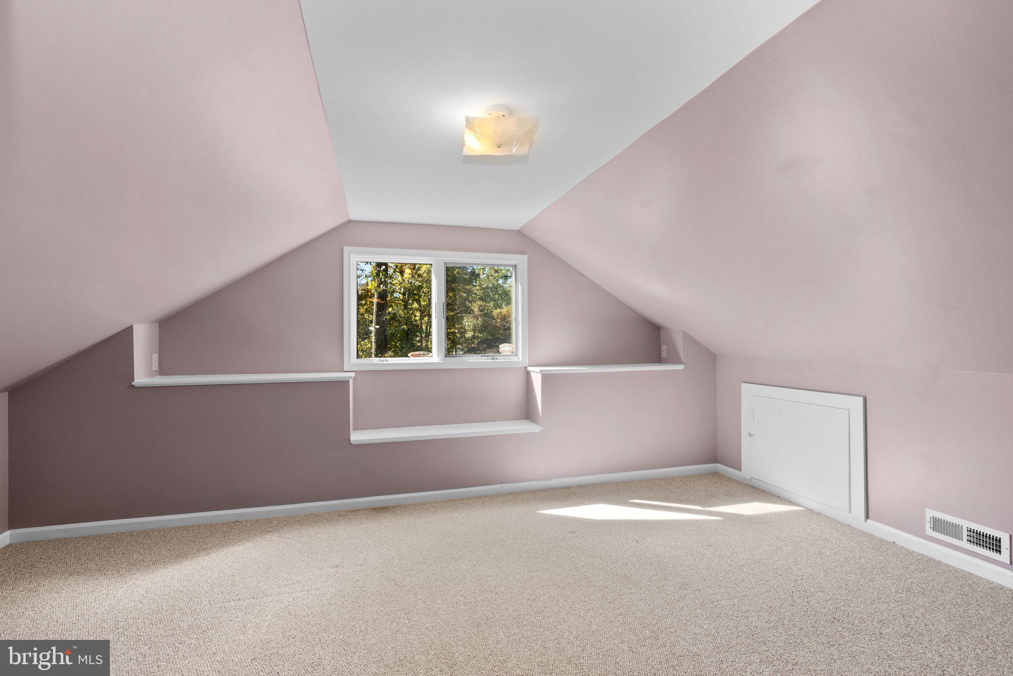 300 Christy Road Pasadena, MD 21122 - Photo 31 of 50 Upper level bedroom 5