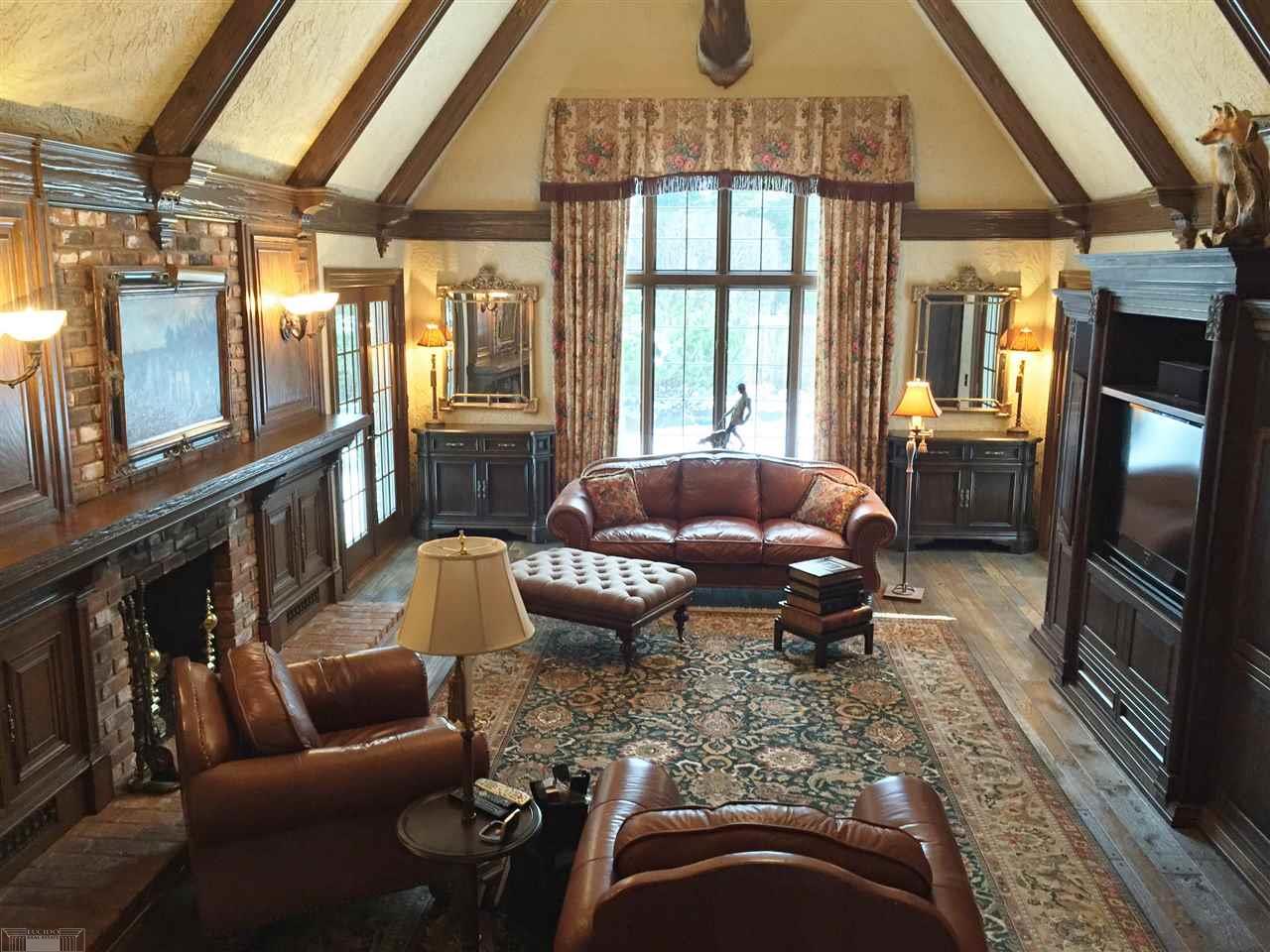 741 Shelden Road Grosse Pointe Shores, MI 48236 - Photo 8 of 52