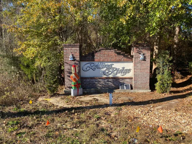 $299,000 | 402 Wych Circle, Crestview, FL 32536