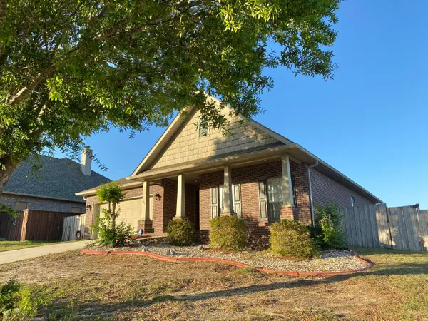 $299,000 | 402 Wych Circle, Crestview, FL 32536