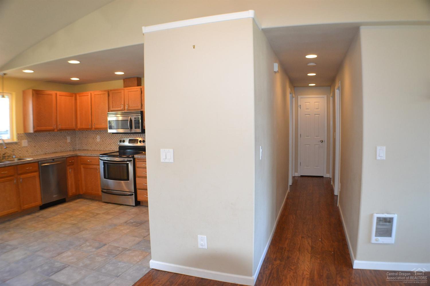 3247 Southwest Quartz Place Redmond, OR 97756 - Photo 11 of 18 Additional Photo