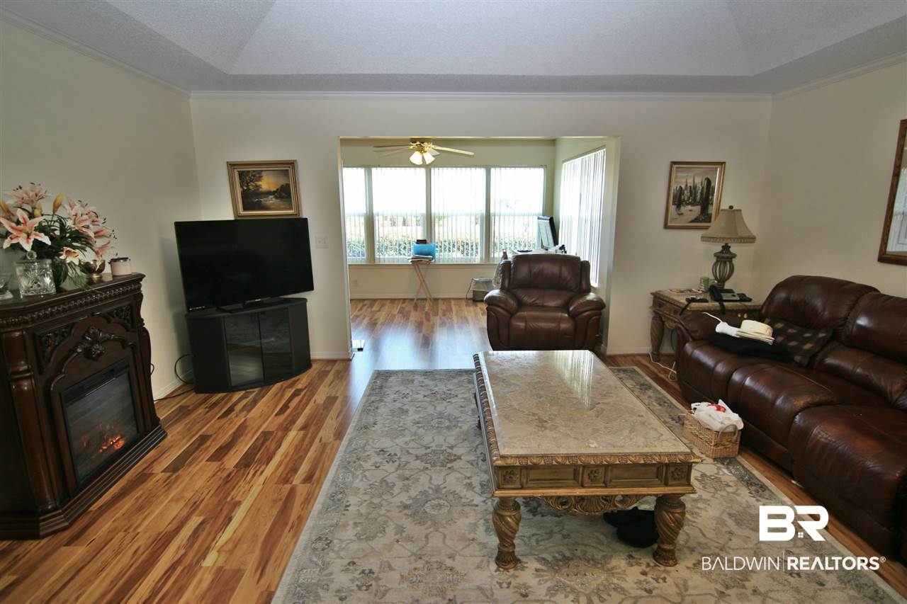 9592 Villas Drive, Unit 21B Foley, AL 36535 - Photo 2 of 25 Living Room