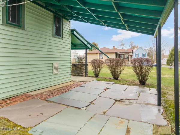 $234,900 | 102 South Washington Street, Mechanicville, NY 12118