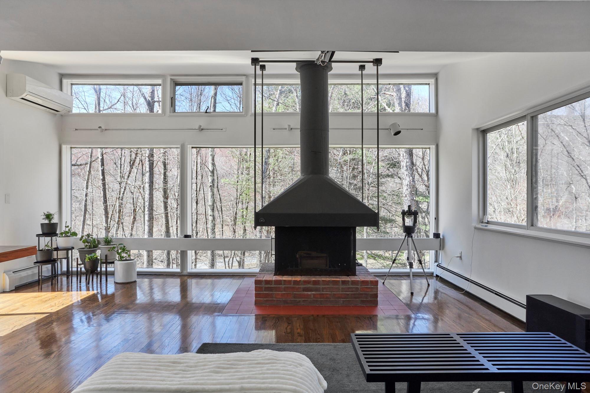 611 North Clove Road Millbrook, NY 12545 - Photo 15 of 38