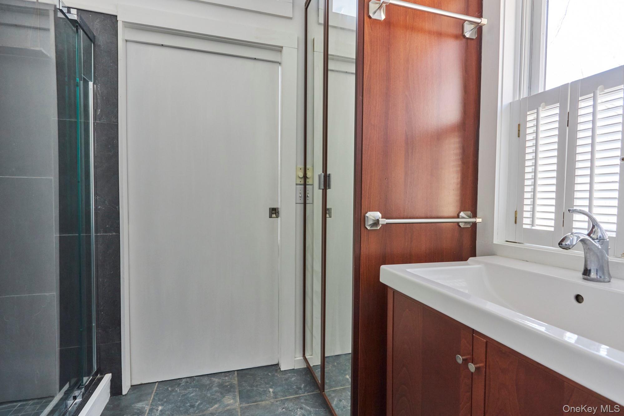 611 North Clove Road Millbrook, NY 12545 - Photo 32 of 38