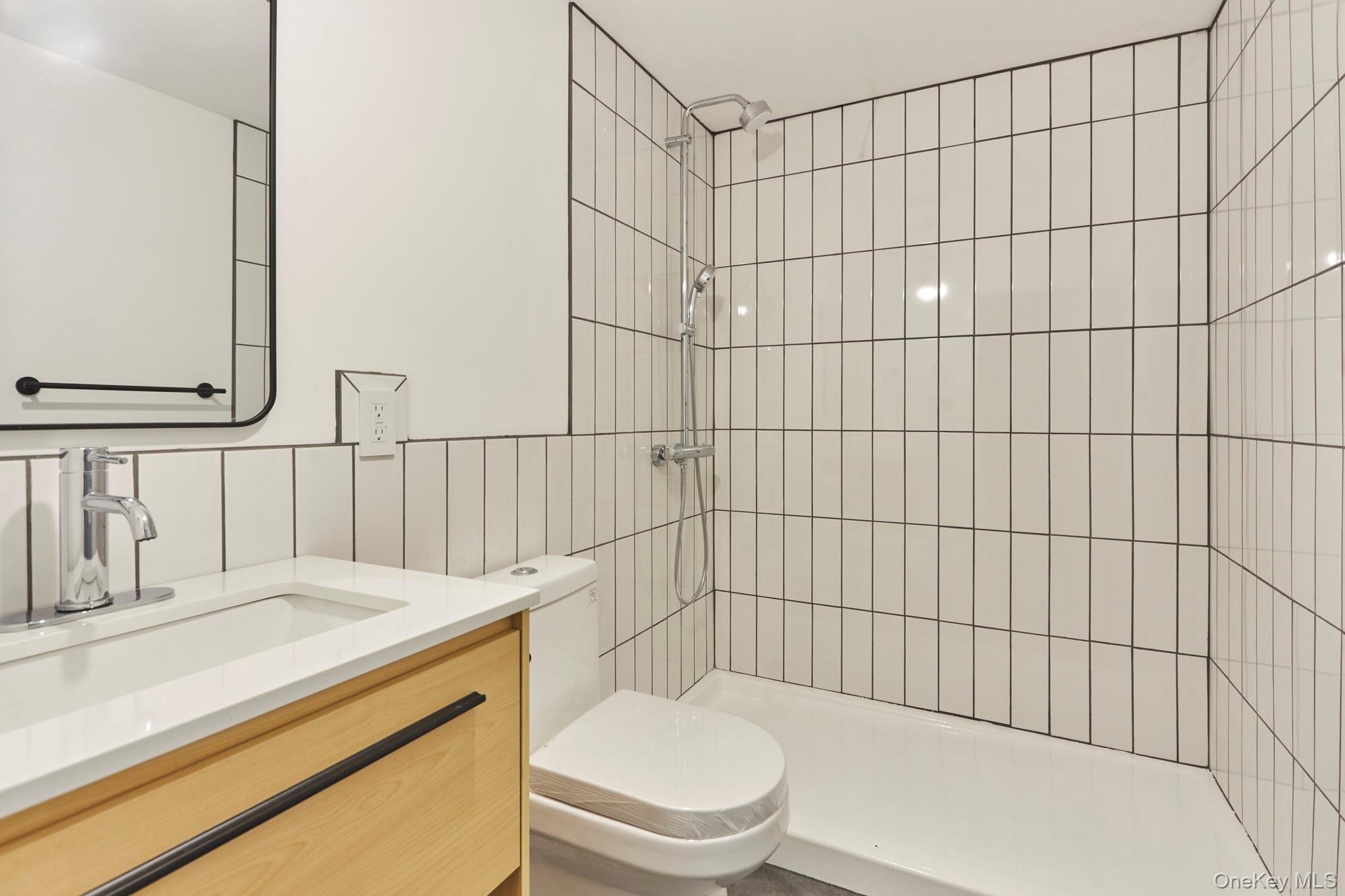 611 North Clove Road Millbrook, NY 12545 - Photo 35 of 38