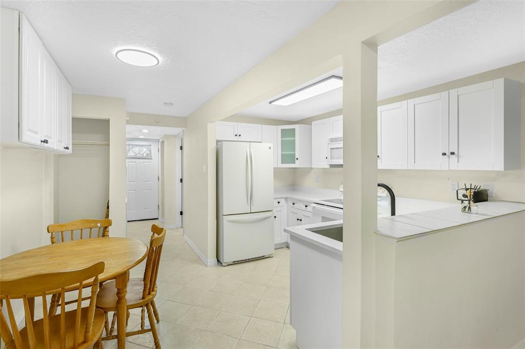 707 Oneida Road Palmetto, FL 34221 - Photo 28 of 37 Gallery Image 28