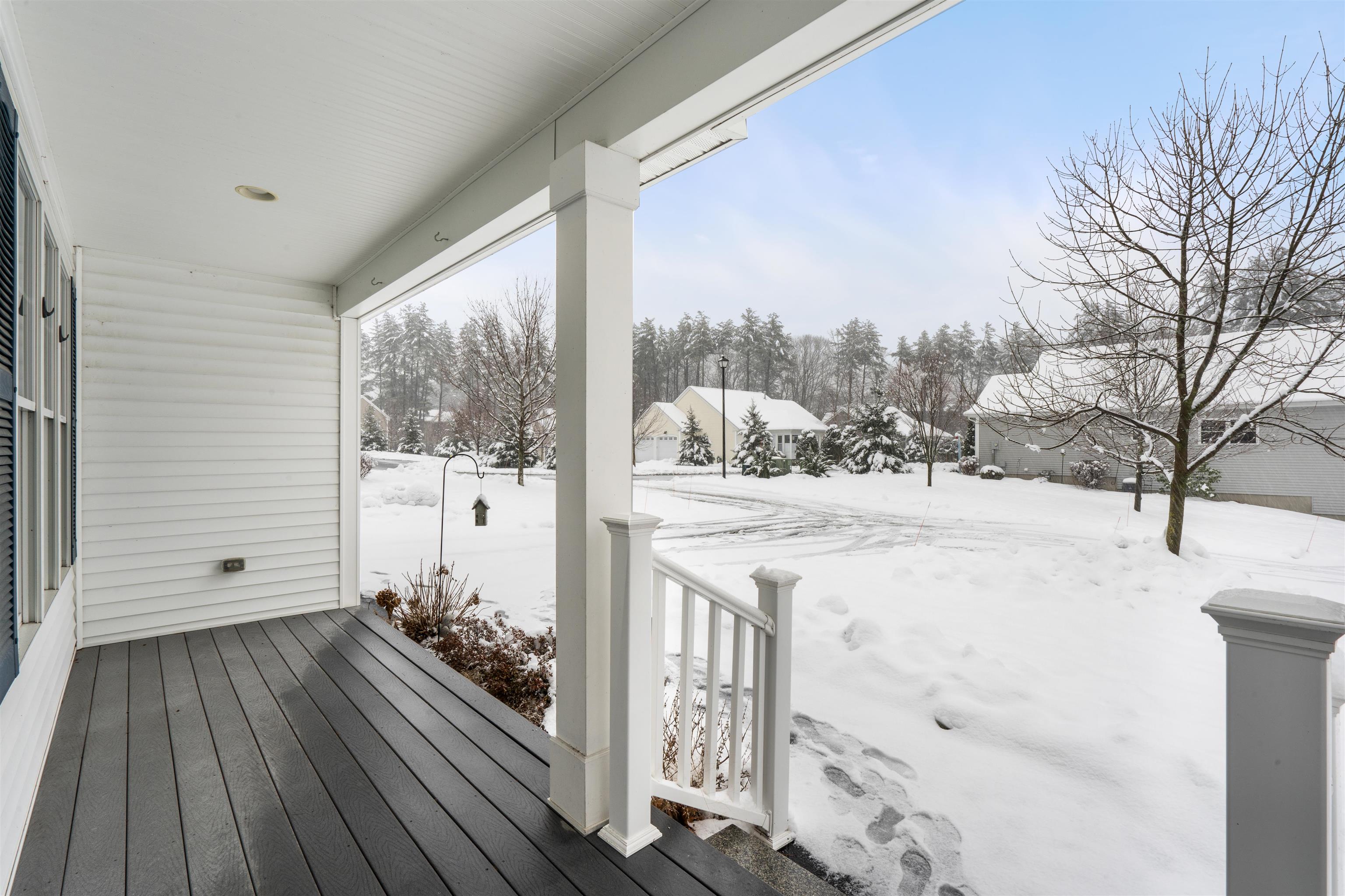 21 Furnival Road, Unit 17 Nashua, NH 03064 - Photo 4 of 25 Gallery Image 4