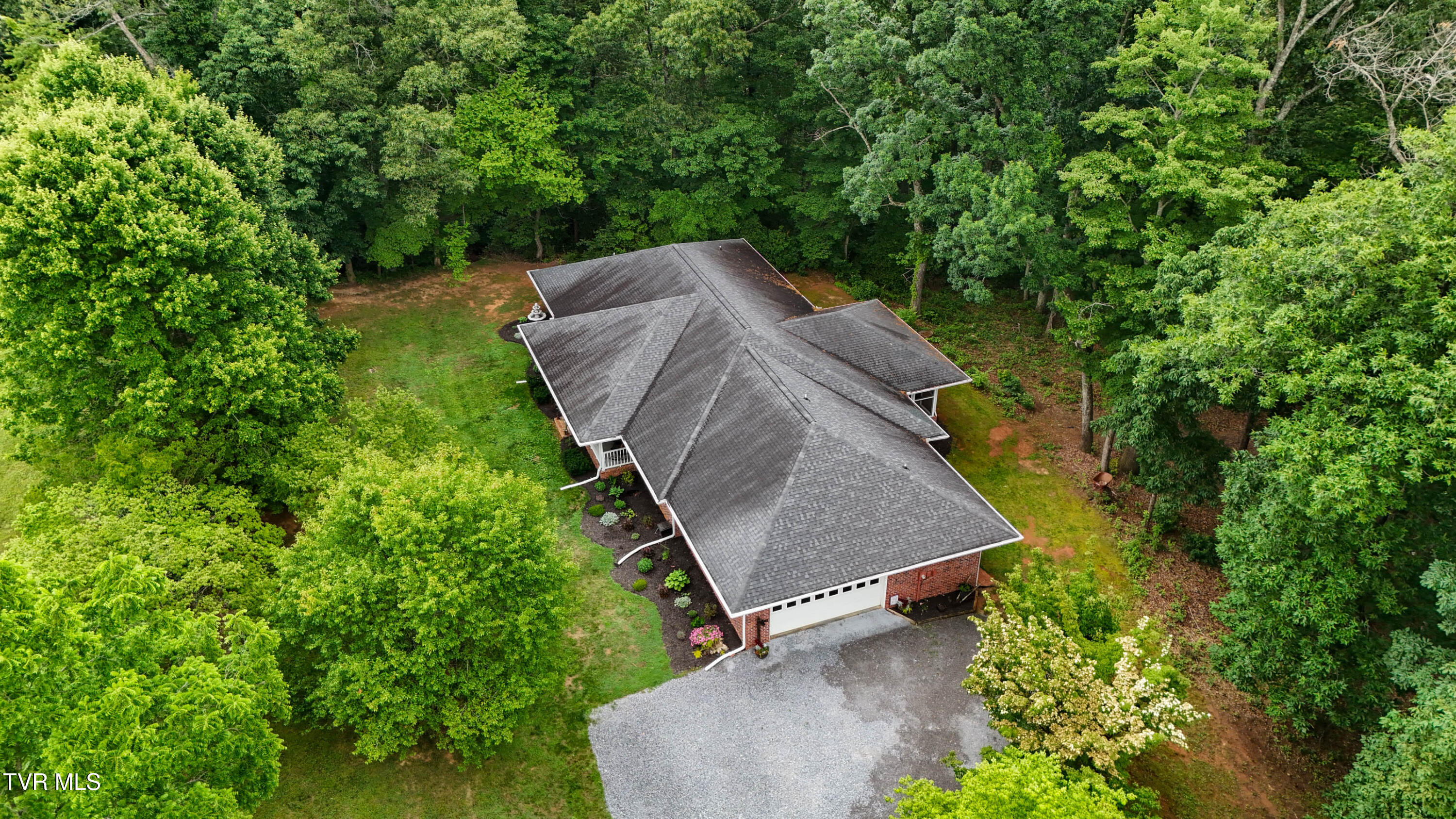 145 Zeb Grindstaff Road Elizabethton, TN 37643 - Photo 59 of 68 145 Zeb Grindstaff Rd Drone JV-3