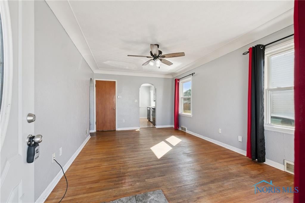 2432 Brown Road Oregon, OH 43616 - Photo 6 of 23 Photo 6