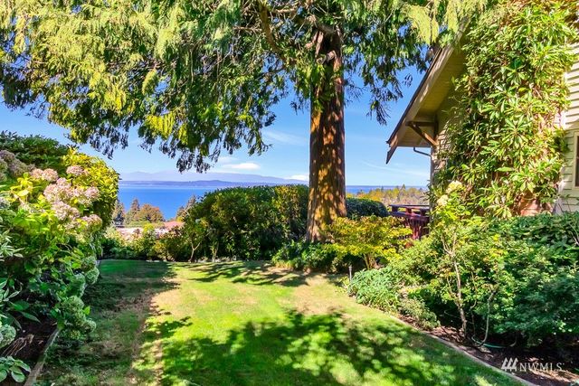 $1,475,000 | 7320 44th Avenue Southwest, Seattle, WA 98136