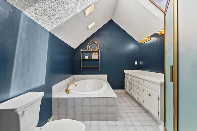 $627,000 | 138 Dumbarton Drive, Macon, GA 31210