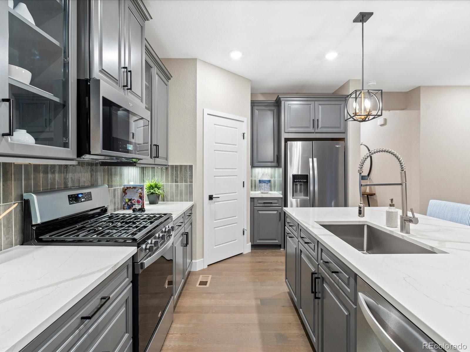 8169 Mount Ouray Road Littleton, CO 80125 - Photo 11 of 45 Gallery Image 11