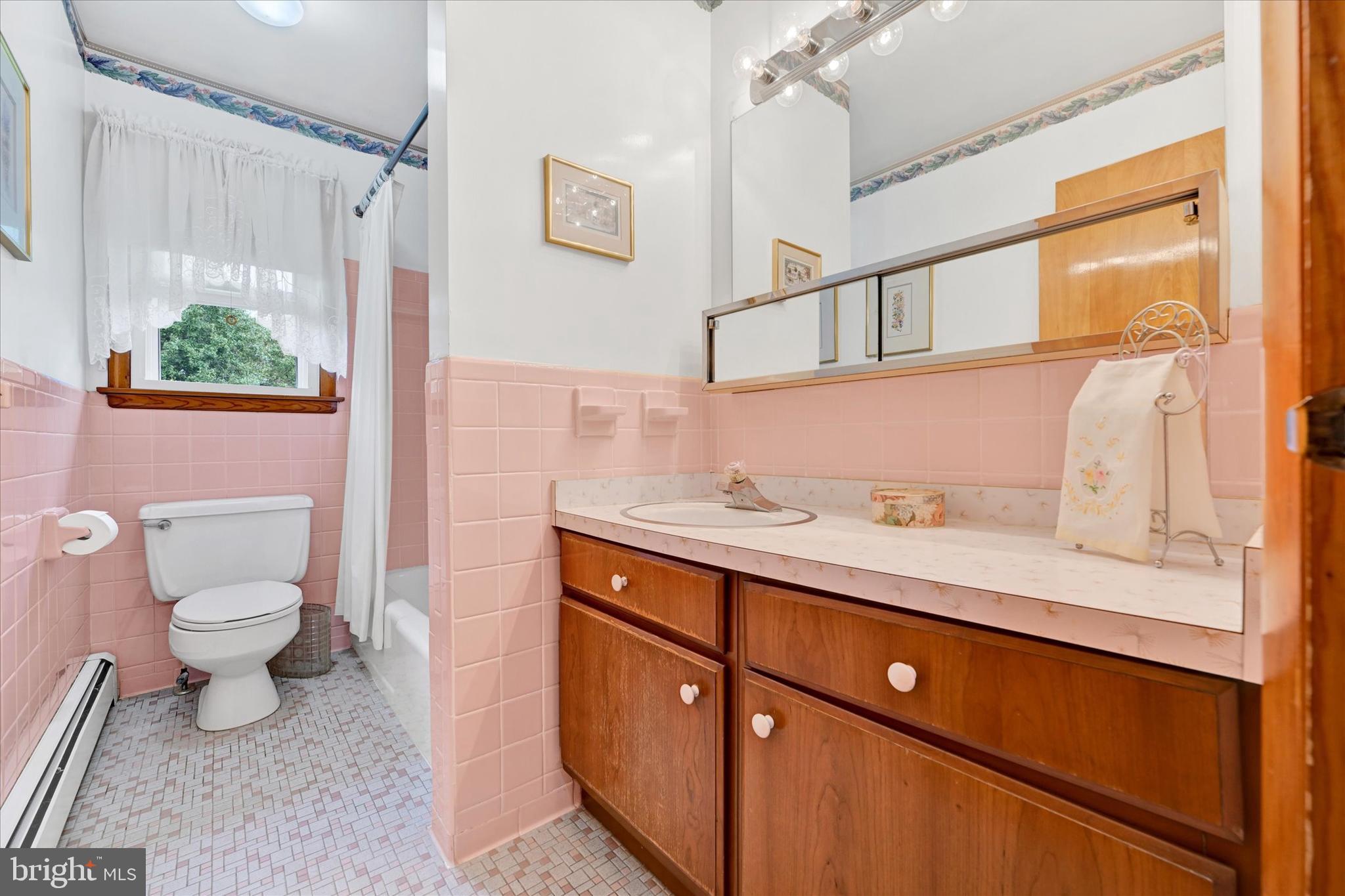 1320 Seling Avenue Rosedale, MD 21237 - Photo 17 of 26 Hall Bath