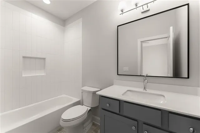 $1,045,000 | 4860 Grandview Court, Flowery Branch, GA 30542