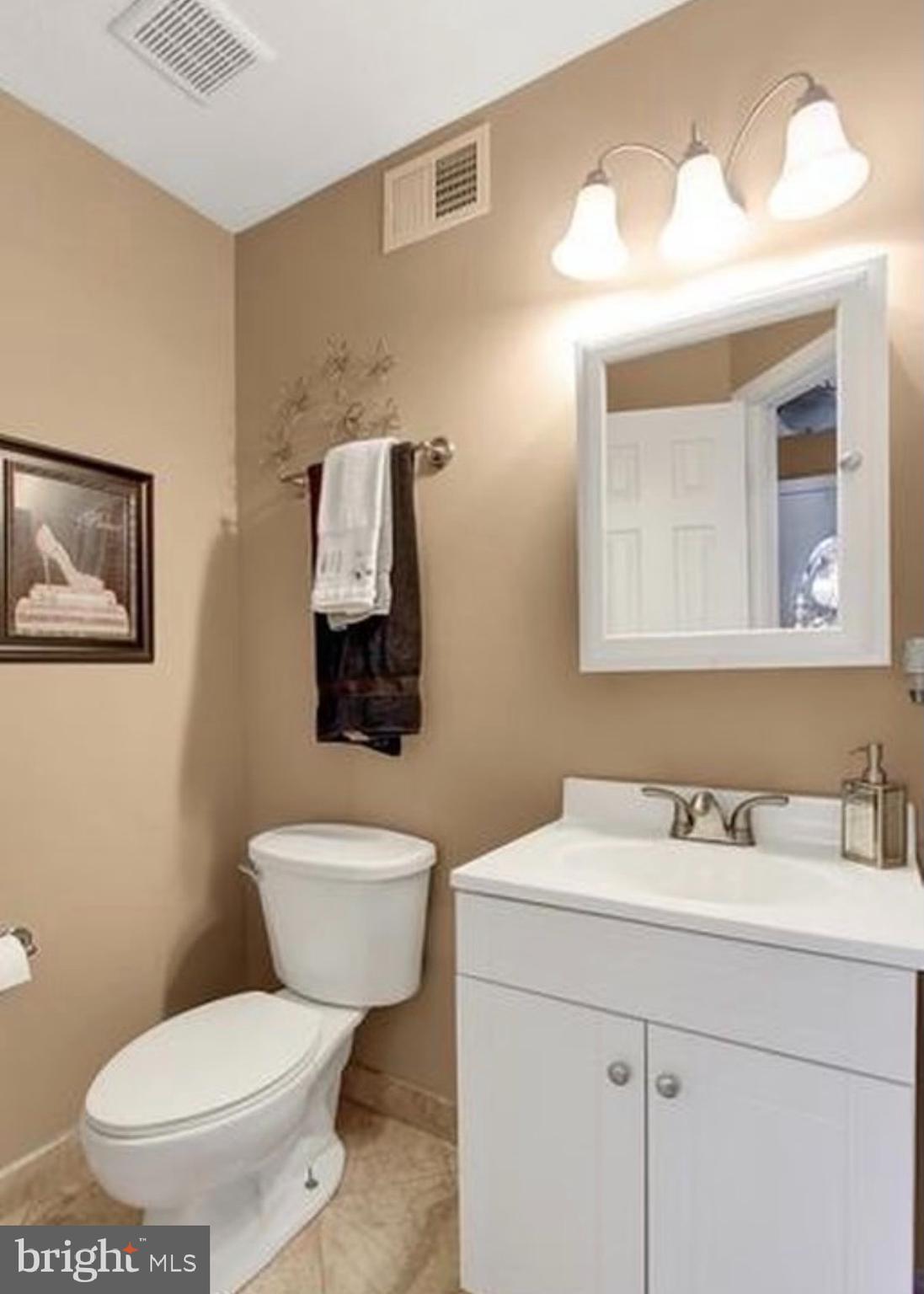 5427 Canonbury Road Baltimore, MD 21237 - Photo 8 of 20 Gallery Image 8