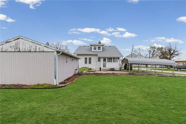 $189,000 | 210 West 4th Street, Norborne, MO 64668