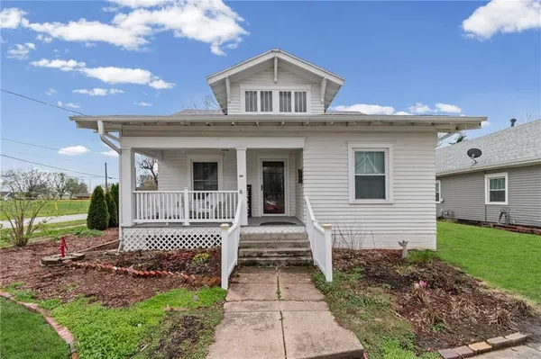 $189,000 | 210 West 4th Street, Norborne, MO 64668