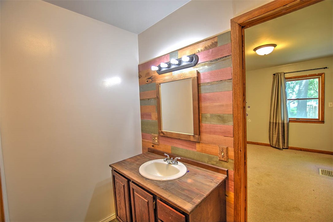 418 West 1st Street Assumption, IL 62510 - Photo 21 of 28