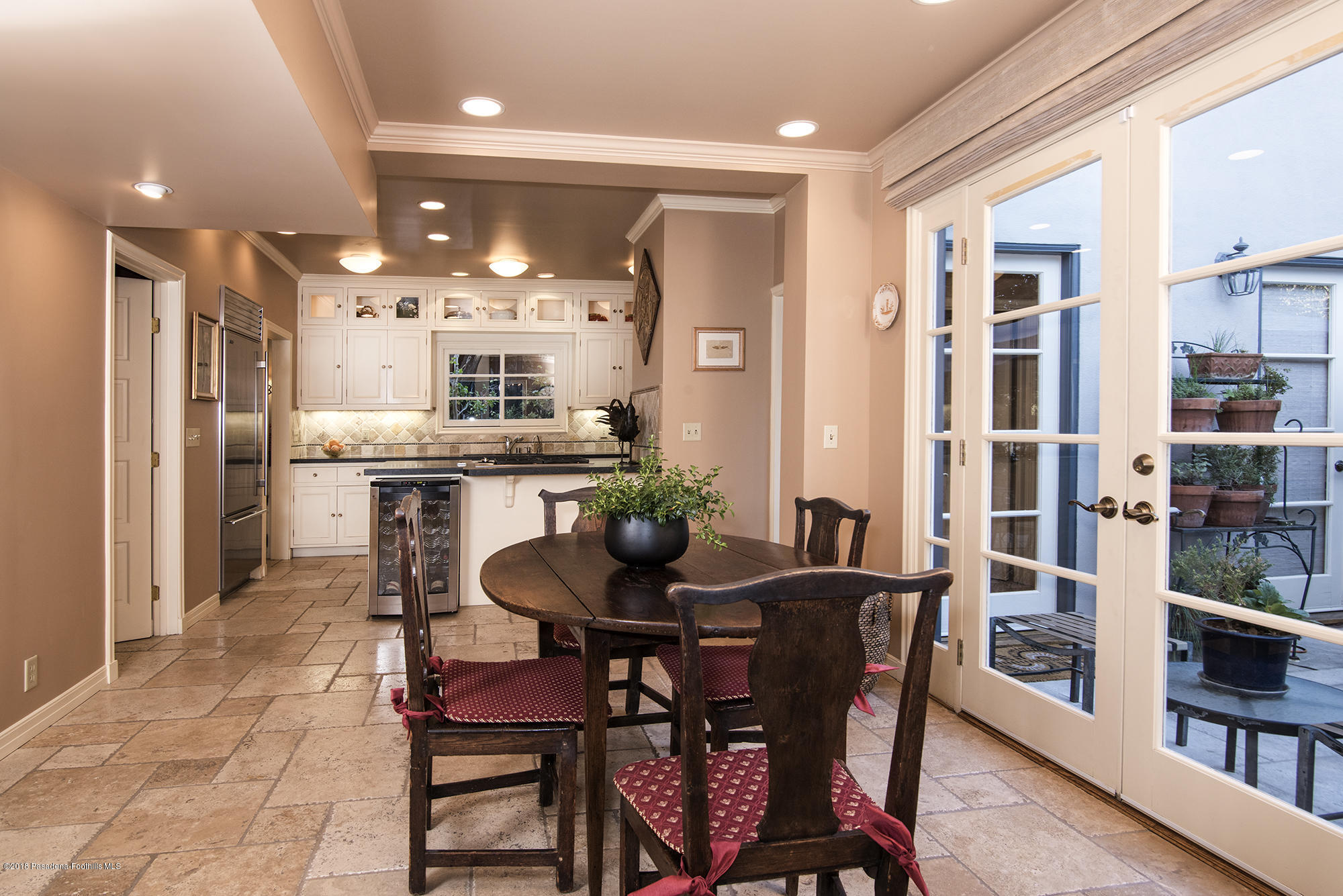1376 Ridge Way Pasadena, CA 91106 - Photo 23 of 56 CJC_2663A mls