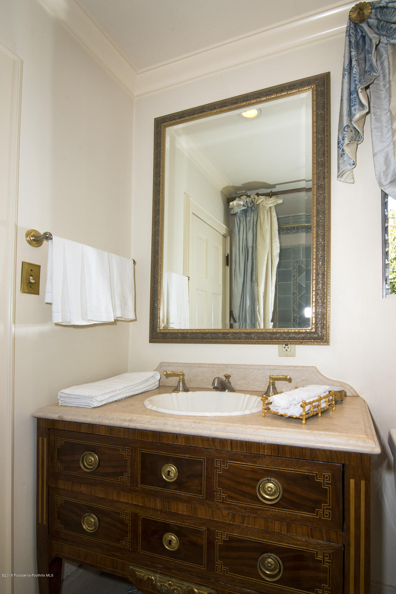 1376 Ridge Way Pasadena, CA 91106 - Photo 39 of 56 CJC_2461A mls