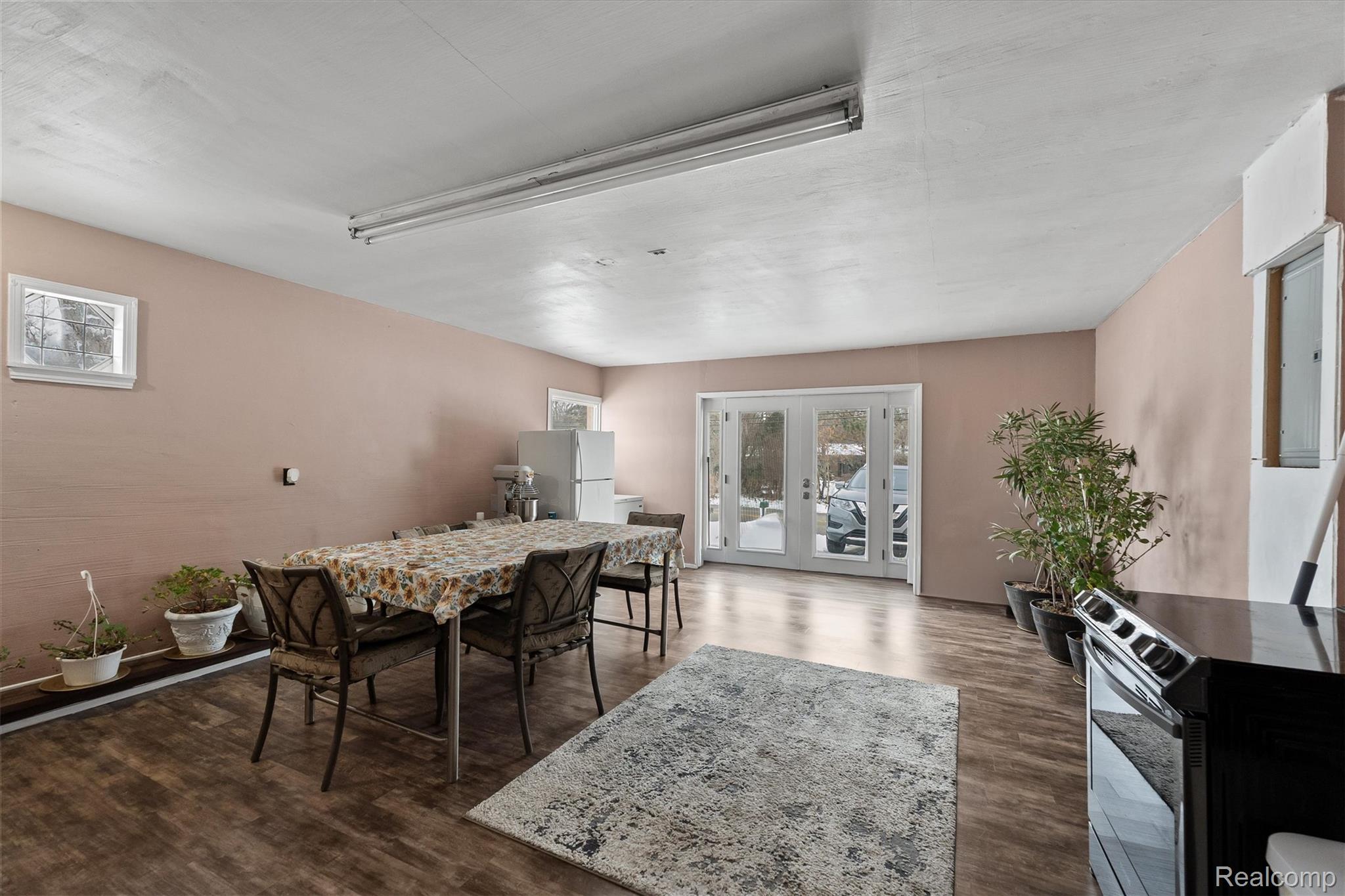 15500 Millar Road Clinton Township, MI 48036 - Photo 6 of 23 14-Millar-4.jpg